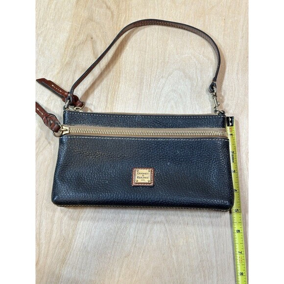 Vintage Dooney & Bourke Pebble Grain Black Leather Slim Wristlet Clutch - Picture 7 of 11